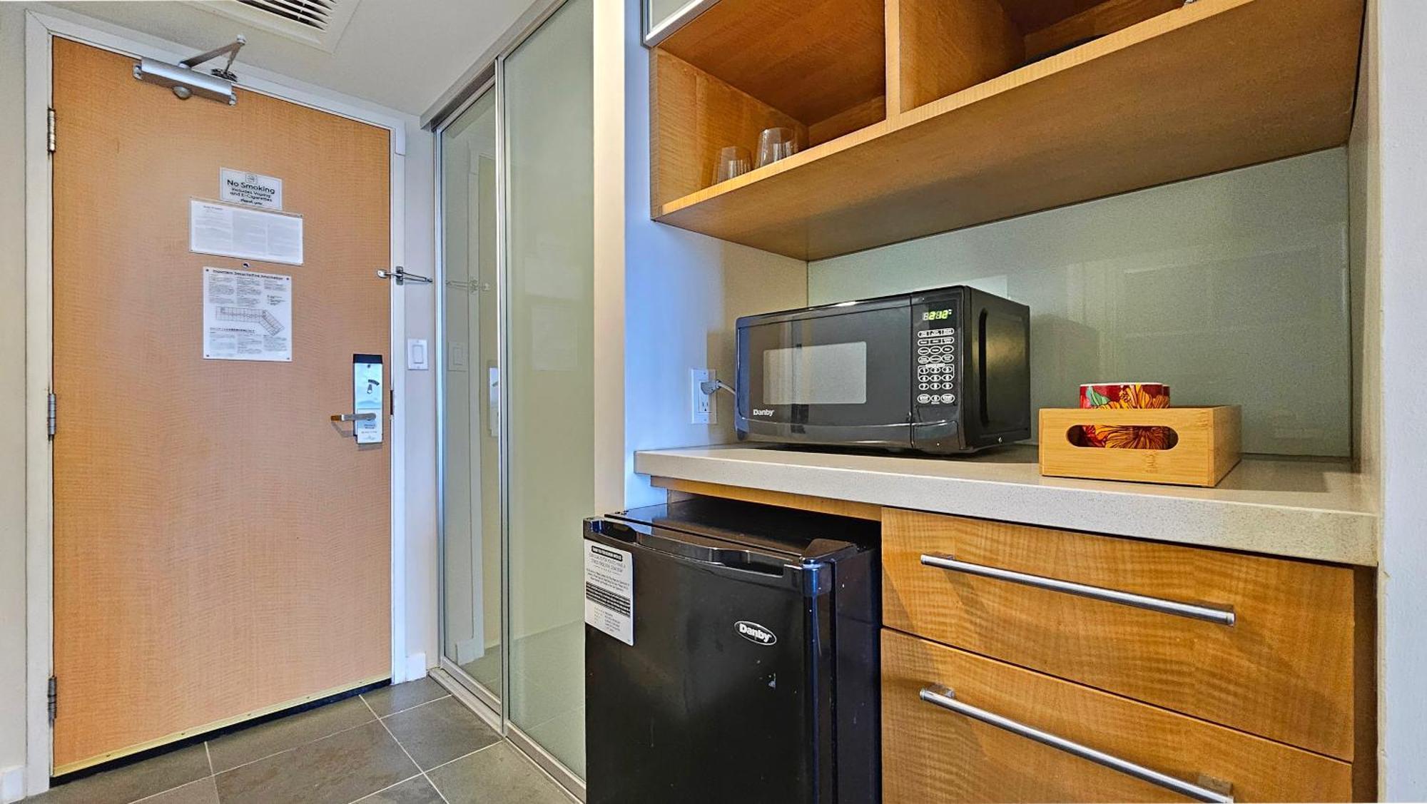 Ocean View Room At Ala Moana Fees Include Гонолулу Екстер'єр фото